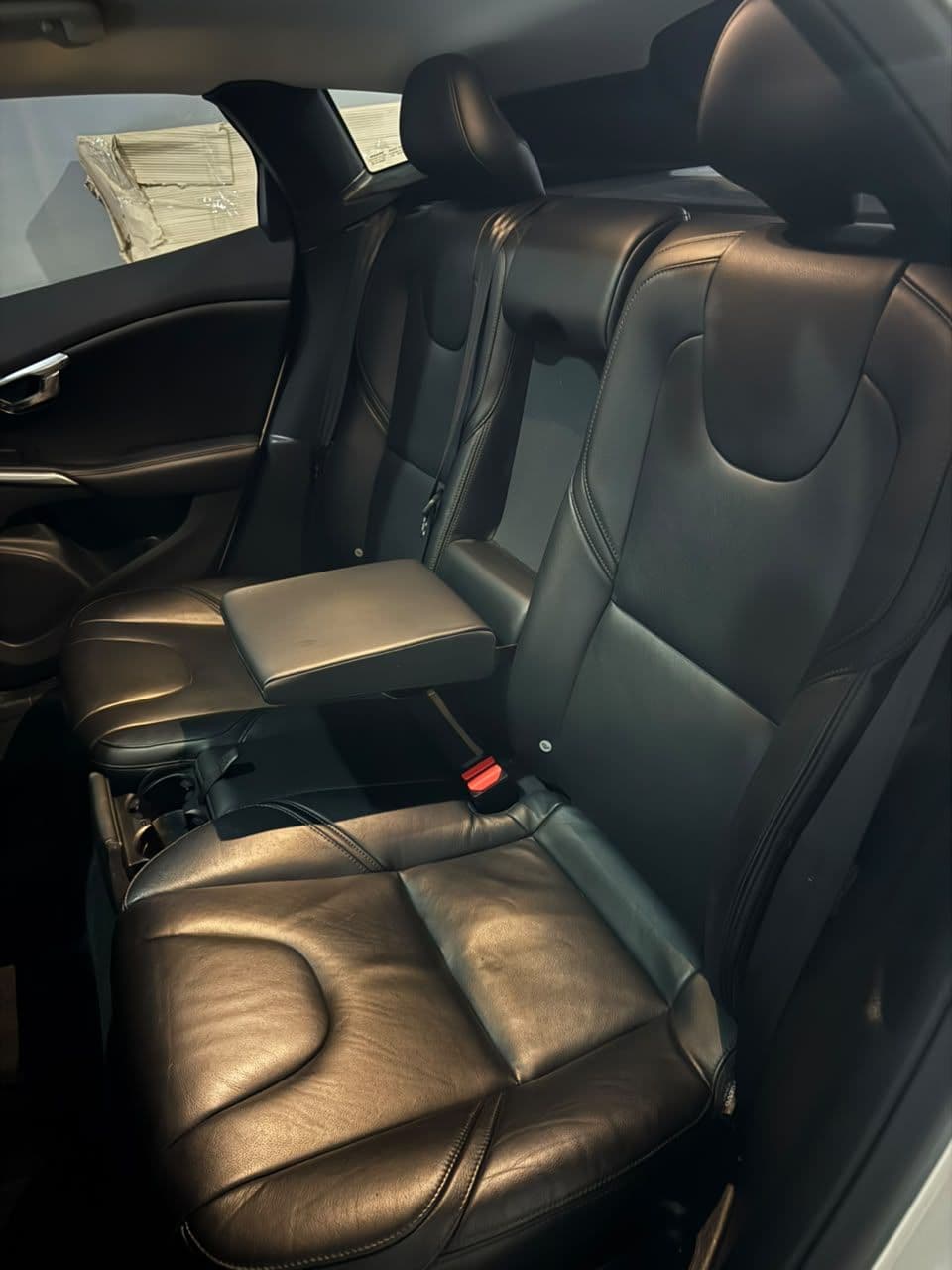 Volvo v40 T4, de frente