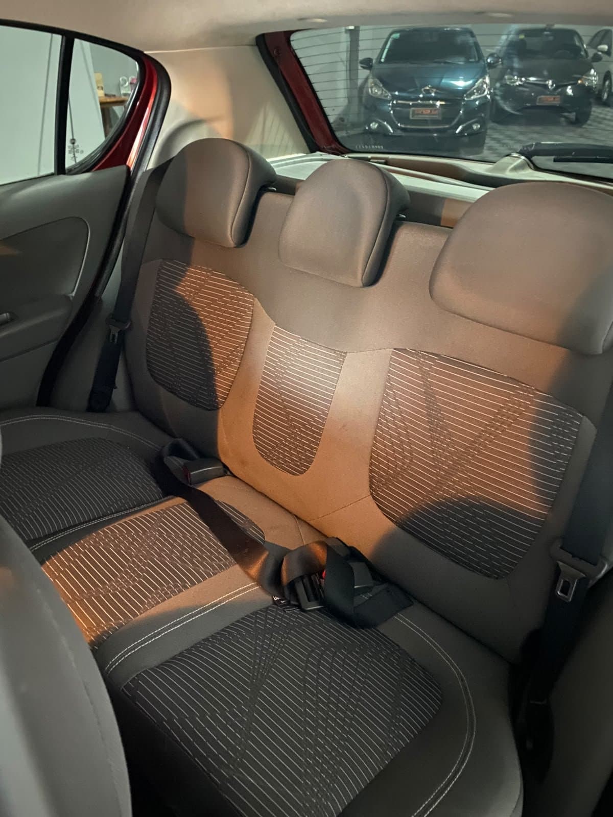 Asiento trasero de tela del Fiat Palio
